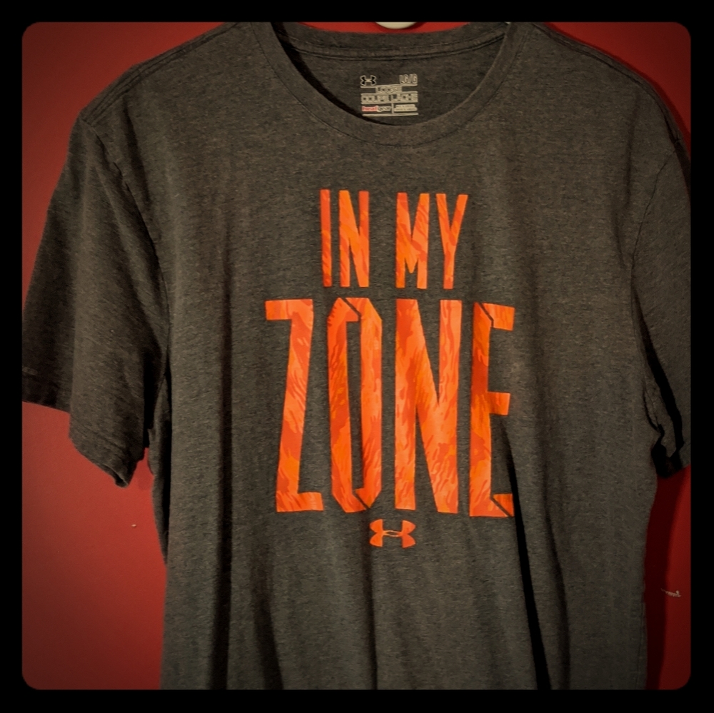 2/$20 Under Armour Large t-shirt